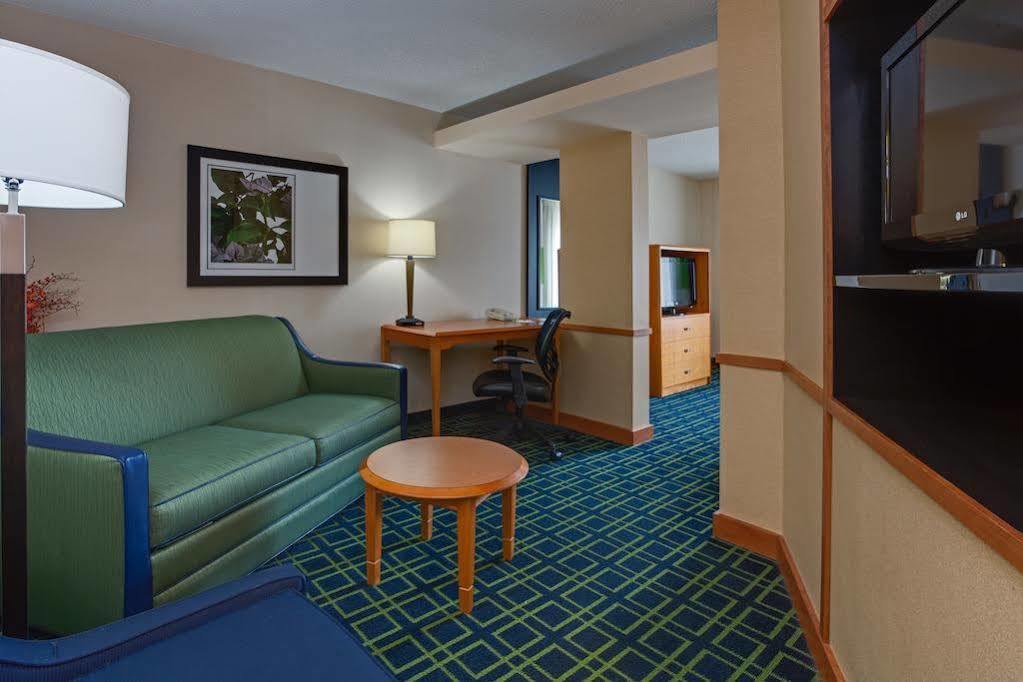 Fairfield Inn By Marriott Hazleton Exterior foto